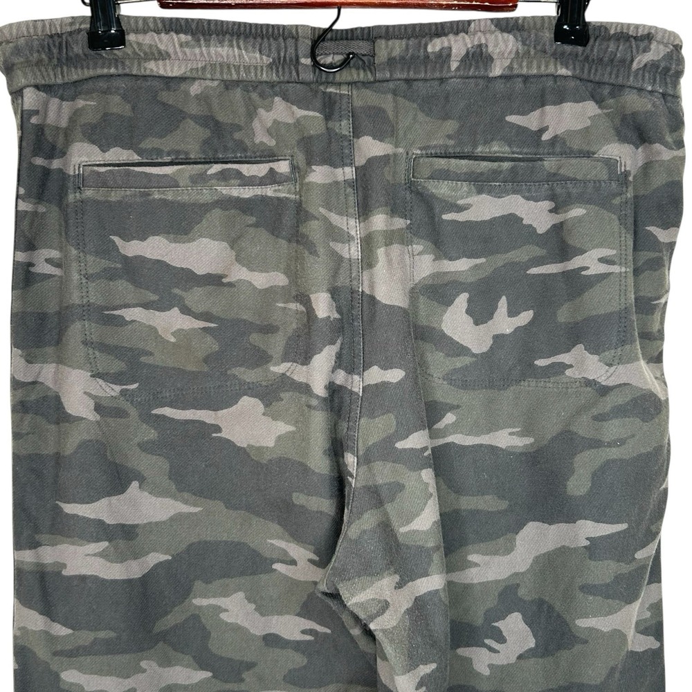 ATHLETA Farallon Jogger Drawstring Waistband Green Camo Women's 12 Large Pants - Picture 10 of 10